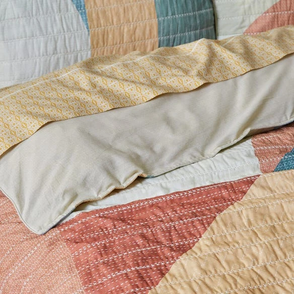 Ravenna Quilt Cover - Berry 4 Ravenna Quilt Cover - Berry - Image 2