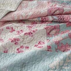 Elloise Bedspread -Dream Home Art M F Elloise Detail 2