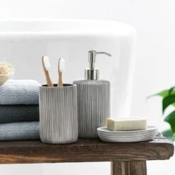 Wyatt Bathroom Accessories -Dream Home Art 19670501 V02 1