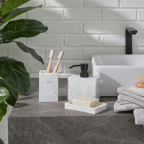 Chilton Bathroom Accessories 6 Chilton Bathroom Accessories - Image 4