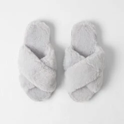Fur Cross Over Slide - Pale Grey