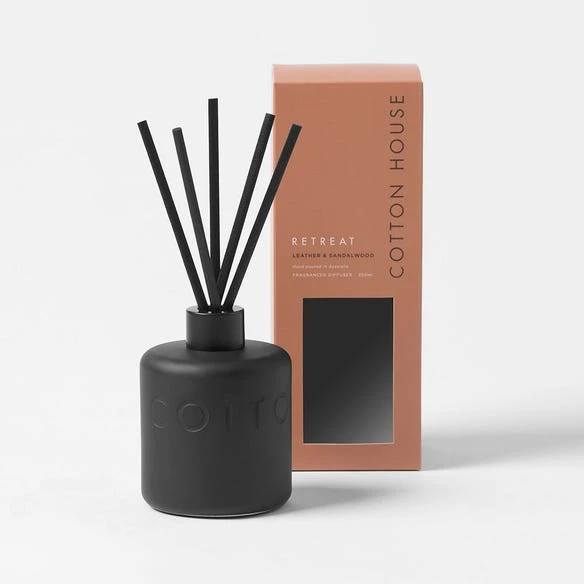 Retreat 250ml Diffuser - Leather And Sandalwood 4 Retreat 250ml Diffuser - Leather And Sandalwood - Image 2