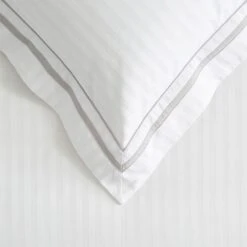 Cambridge Quilt Cover - White Silver 14 Cambridge Quilt Cover - White Silver -Dream Home Art 21714301 V01 5
