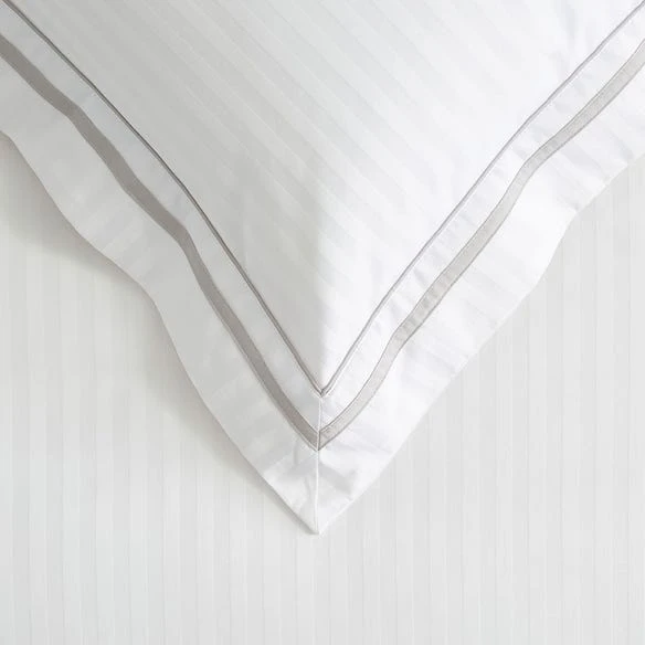 Cambridge Quilt Cover - White Silver 8 Cambridge Quilt Cover - White Silver - Image 6