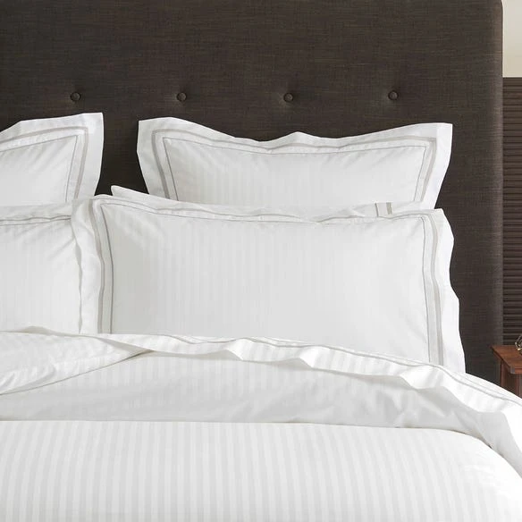 Cambridge Quilt Cover - White Silver 4 Cambridge Quilt Cover - White Silver - Image 2