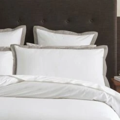 Sussex Quilt Cover -Dream Home Art 21764001 P 1