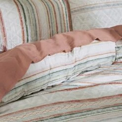 Octavia Quilt Cover 10 Octavia Quilt Cover -Dream Home Art 22223301 v02 1