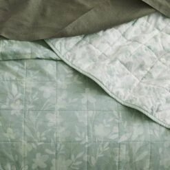 Ella Bedspread -Dream Home Art 22231501 v02 1