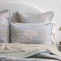 Rosie Bedspread -Dream Home Art 22232901 p 1