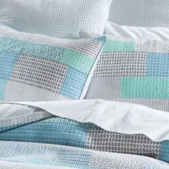 Walter Quilt Cover 11 Walter Quilt Cover -Dream Home Art CH Walter Detail V2 SI