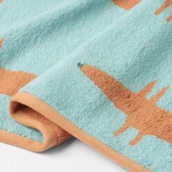 Mr Fox Towel - Light Blue 7 Mr Fox Towel - Light Blue -Dream Home Art G MR FOX 080101 00490 V02