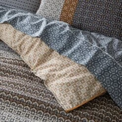 Oliver Quilt Cover 10 Oliver Quilt Cover -Dream Home Art G OLIVER 010501 00810 V04