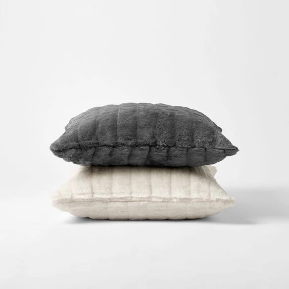 Faux Fur Cushion - Cream 5 Faux Fur Cushion - Cream - Image 3