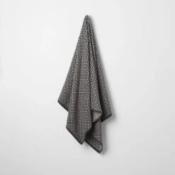 Owen Towel - Diamond 11 Owen Towel - Diamond -Dream Home Art M F Owen Diamond BT Black Stone 21377801 1