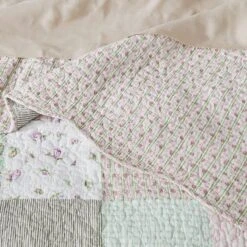 Romance Bedspread 8 Romance Bedspread -Dream Home Art M F S23 Romance QBS Detail SI 4